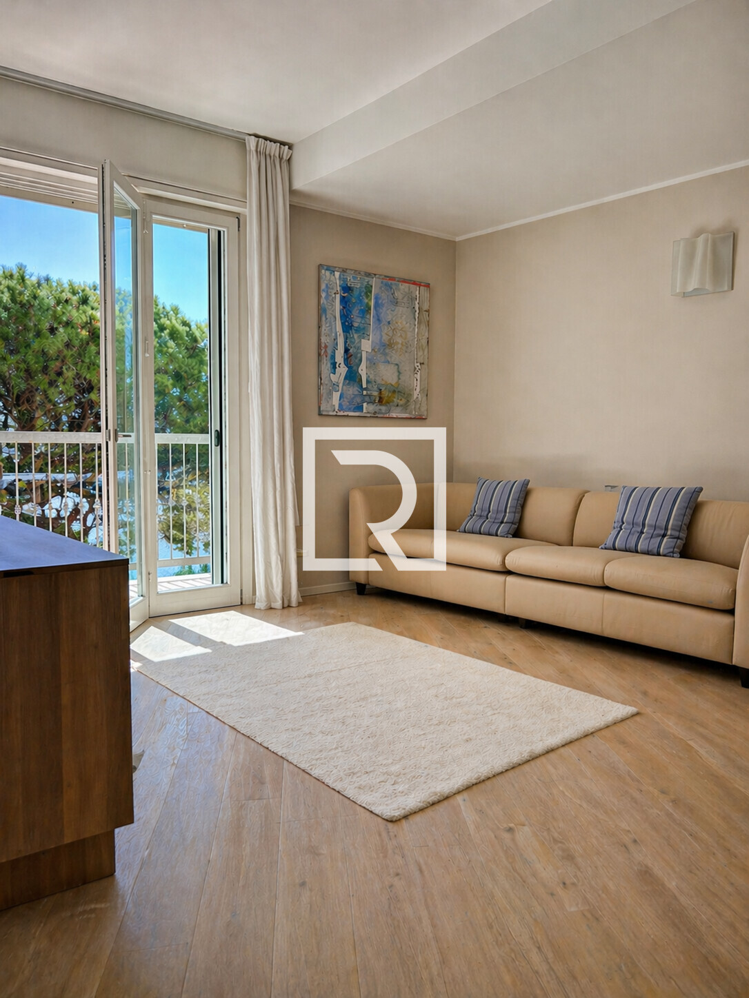 737a65f1-f211-4ccc-98b2-42cc8a02a3c5