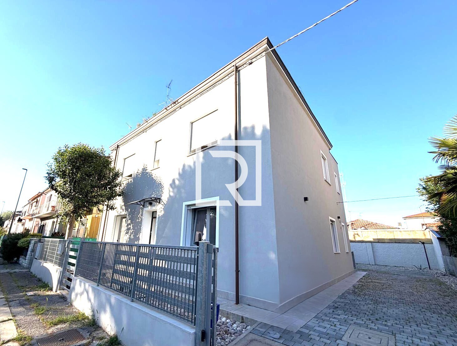 WhatsApp Image 2026-04-27 at 18.54.09 (7)