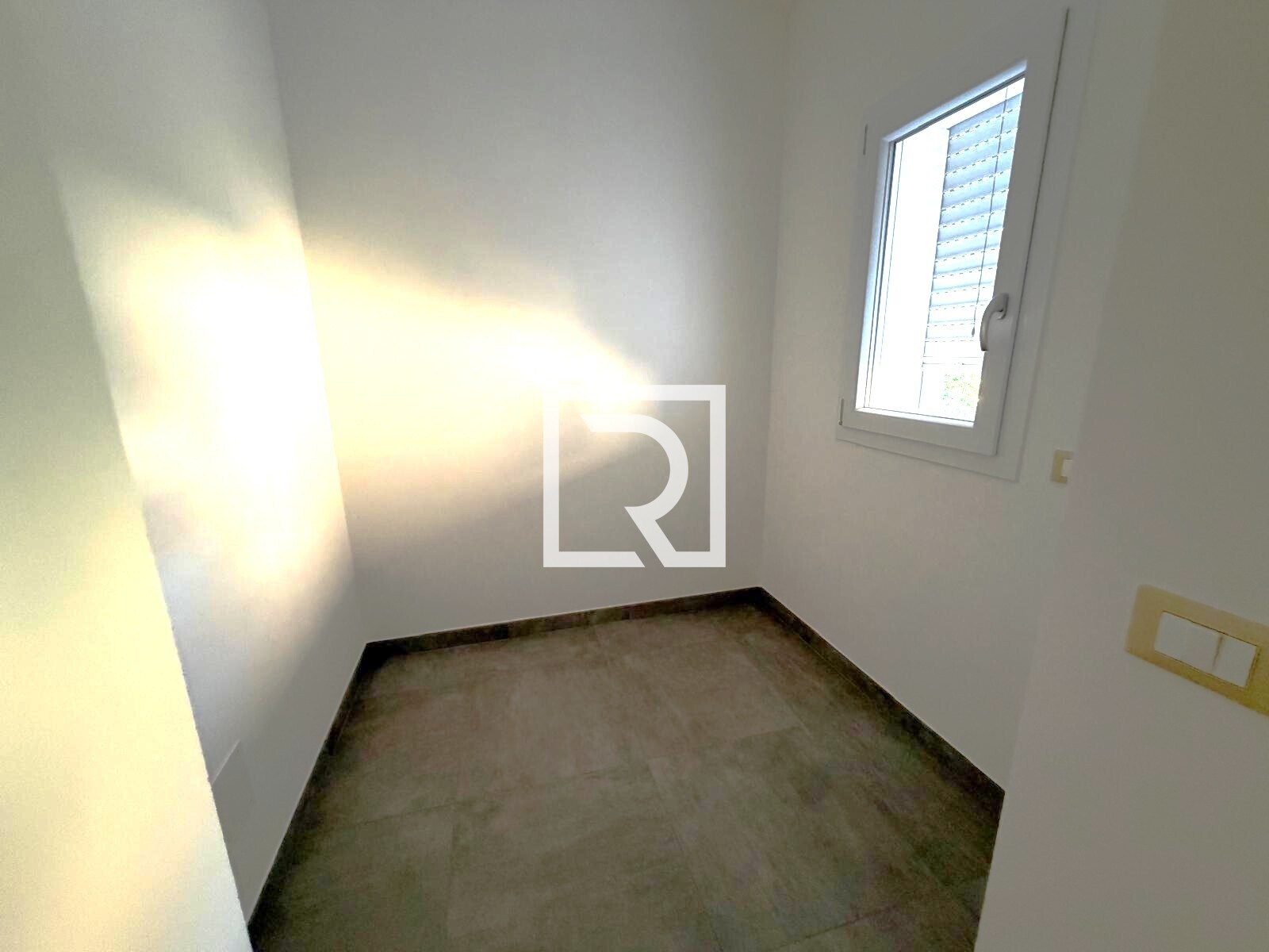 WhatsApp Image 2026-04-27 at 18.54.09 (32)