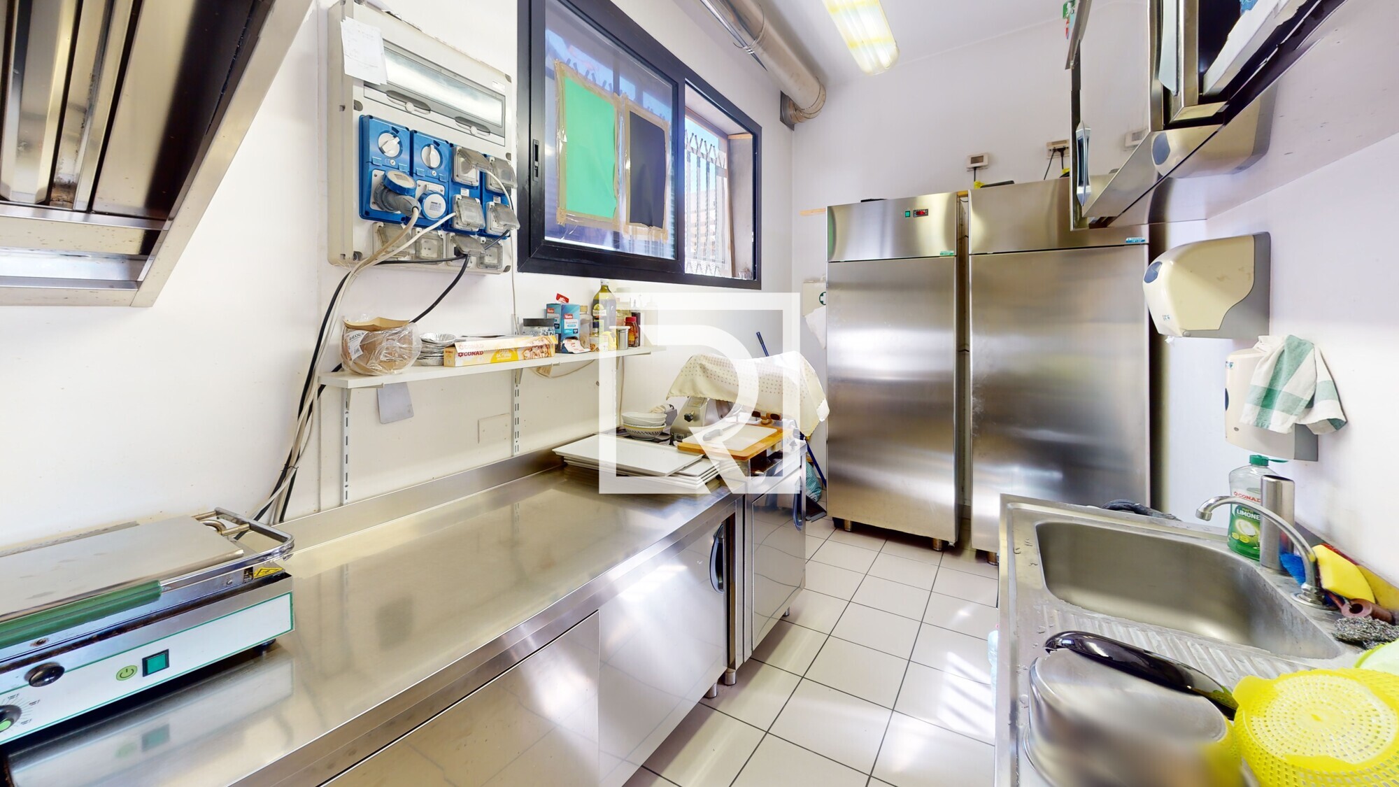 Kitchen (2)