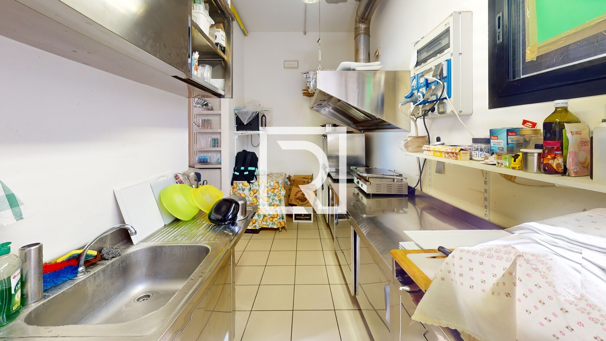Kitchen (3)