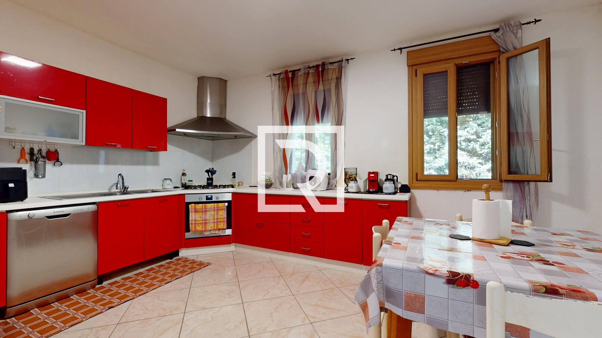 Appartamento-quadrilocale-piano-terra-con-giardino-separato-05062026_114016