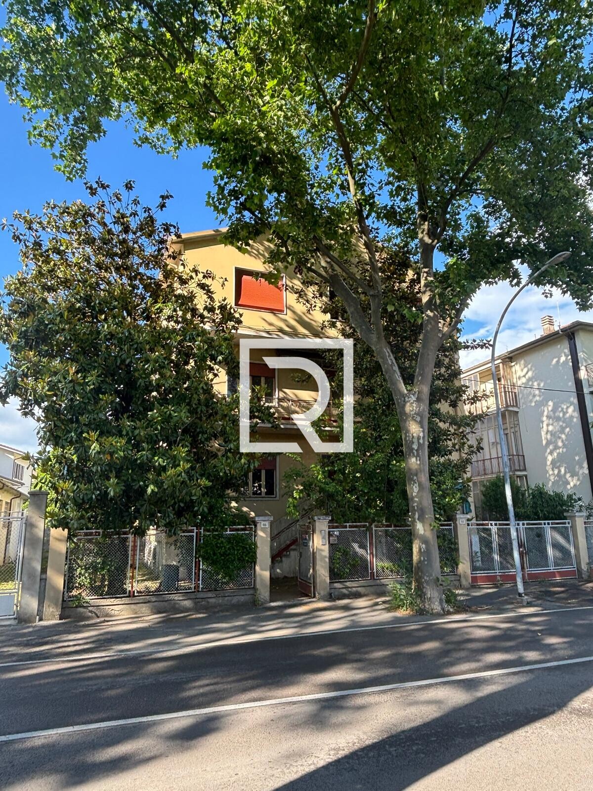 FOTO CASA (2)