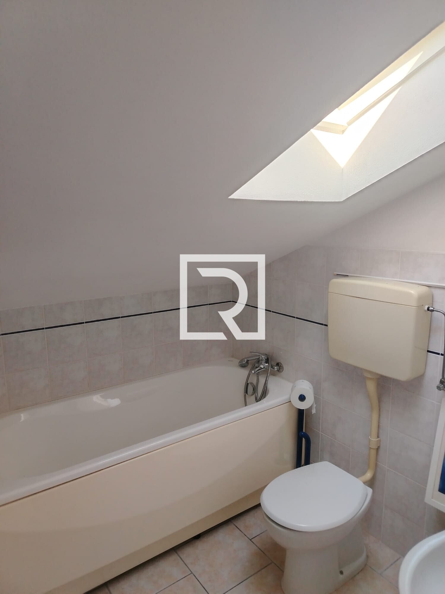BAGNO MANSARDA