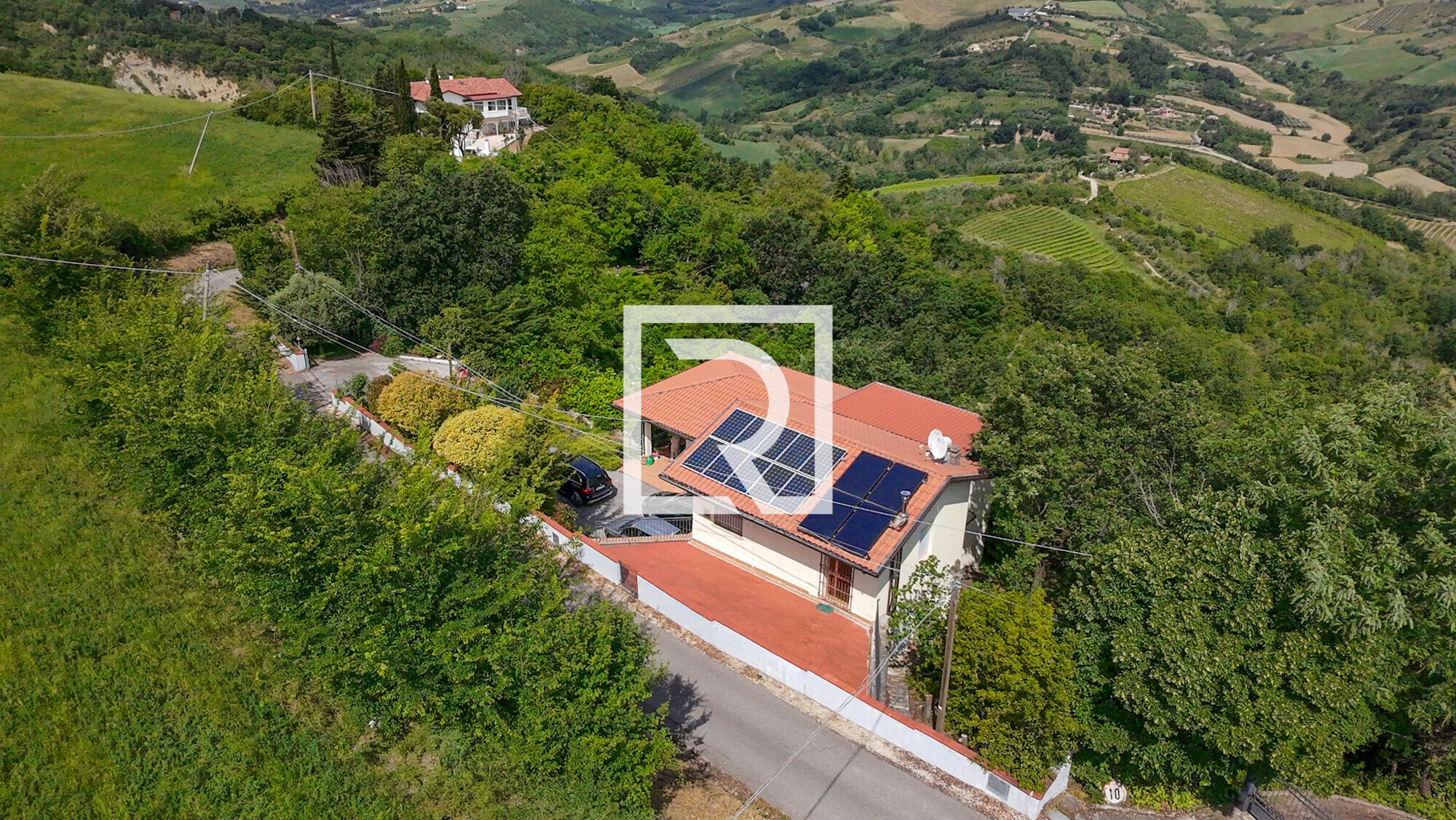 dji_fly_20260513_105004_0526_1778686654791_photo_beautify