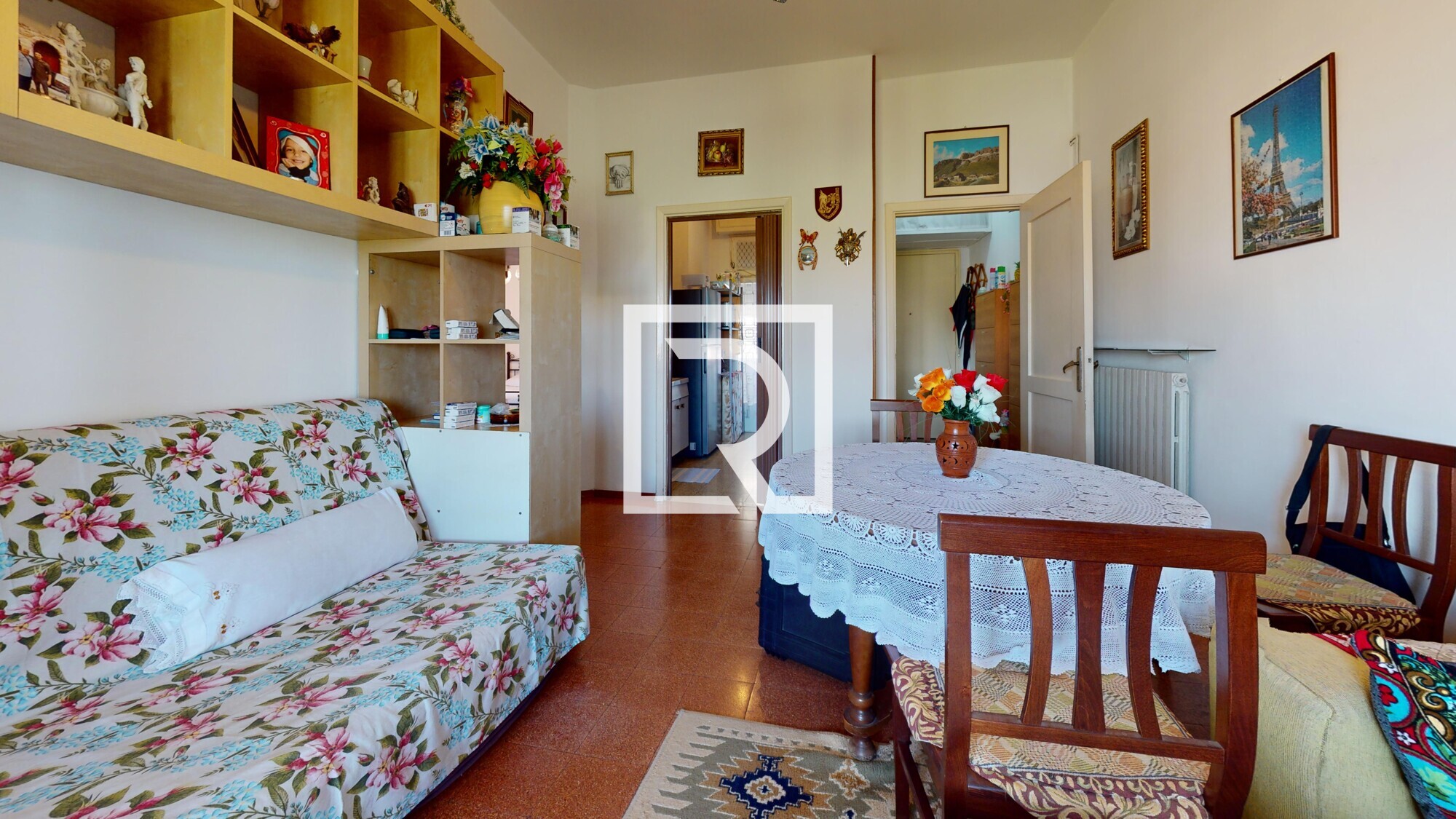 TRILOCALE-AL-PIANO-SECONDO-CON-DUE-GARAGE-Bedroom 2