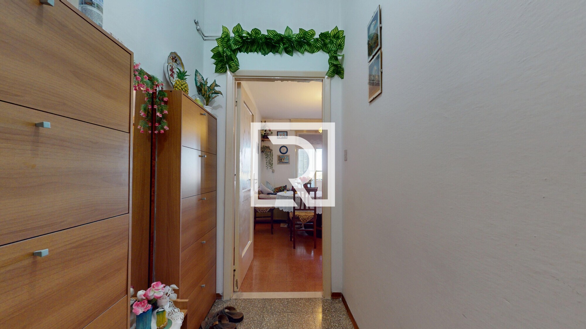 TRILOCALE-AL-PIANO-SECONDO-CON-DUE-GARAGE-06012026_121751