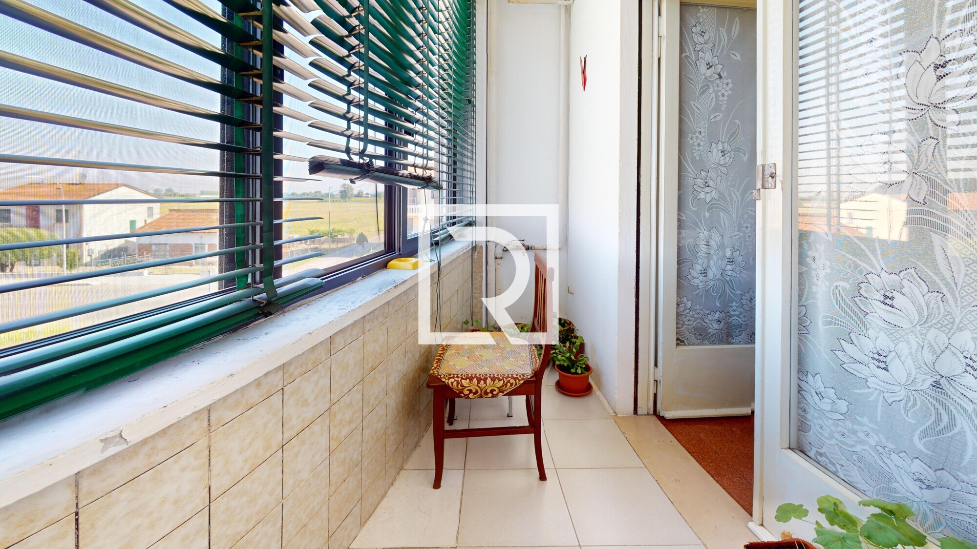 TRILOCALE-AL-PIANO-SECONDO-CON-DUE-GARAGE-Bathroom