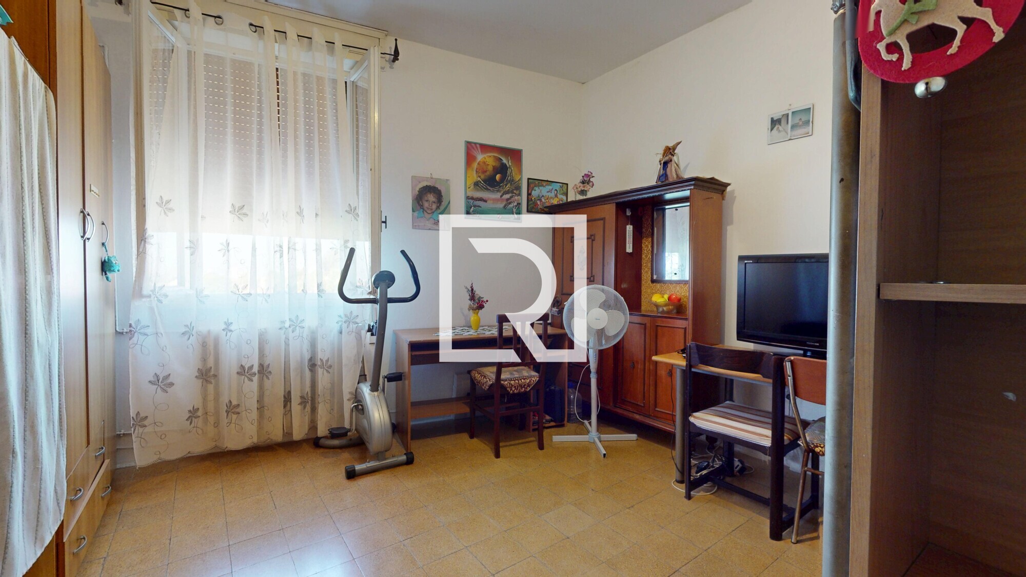 TRILOCALE-AL-PIANO-SECONDO-CON-DUE-GARAGE-06012026_121155