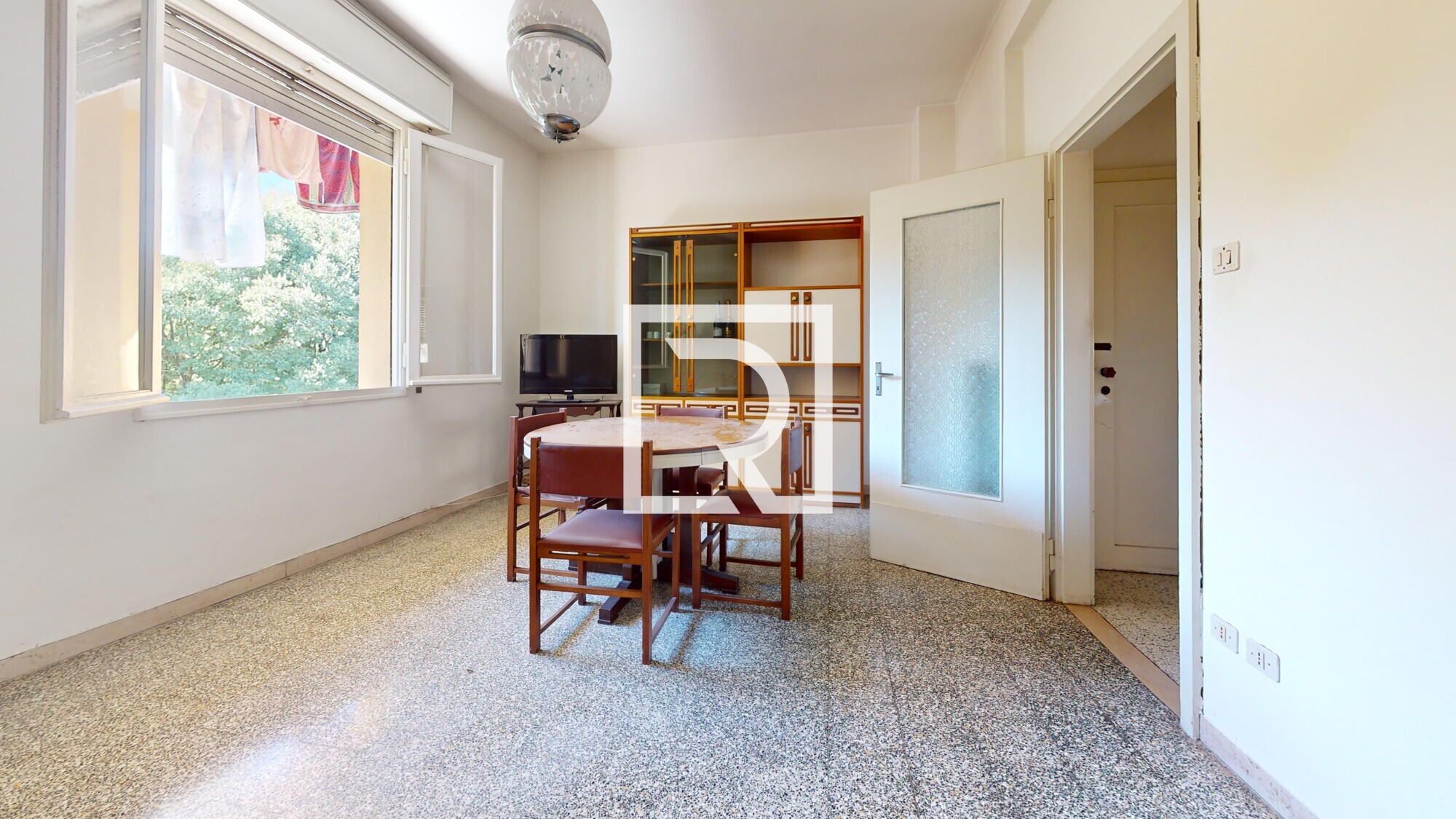 Trilocale-Cava-Via-Tevere-Dining-Room