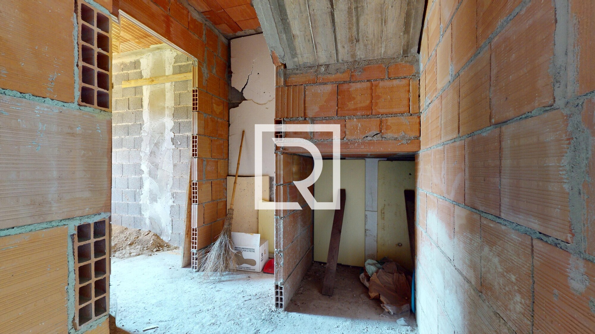 VILLETTA-SCHIERA-CENTRALE-05202026_163520