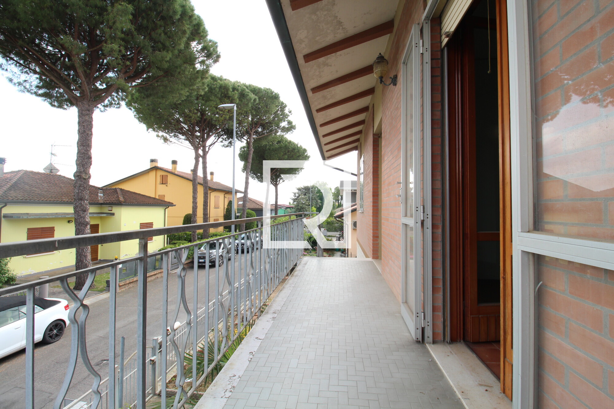 INGRESSO PIANO PRIMO