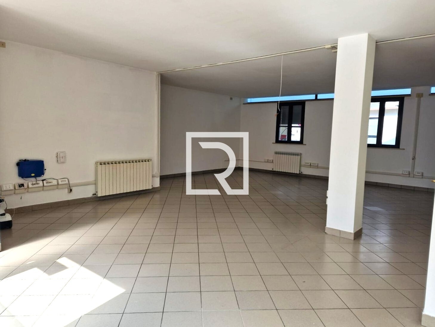 ufficio 1 ingresso interno 1