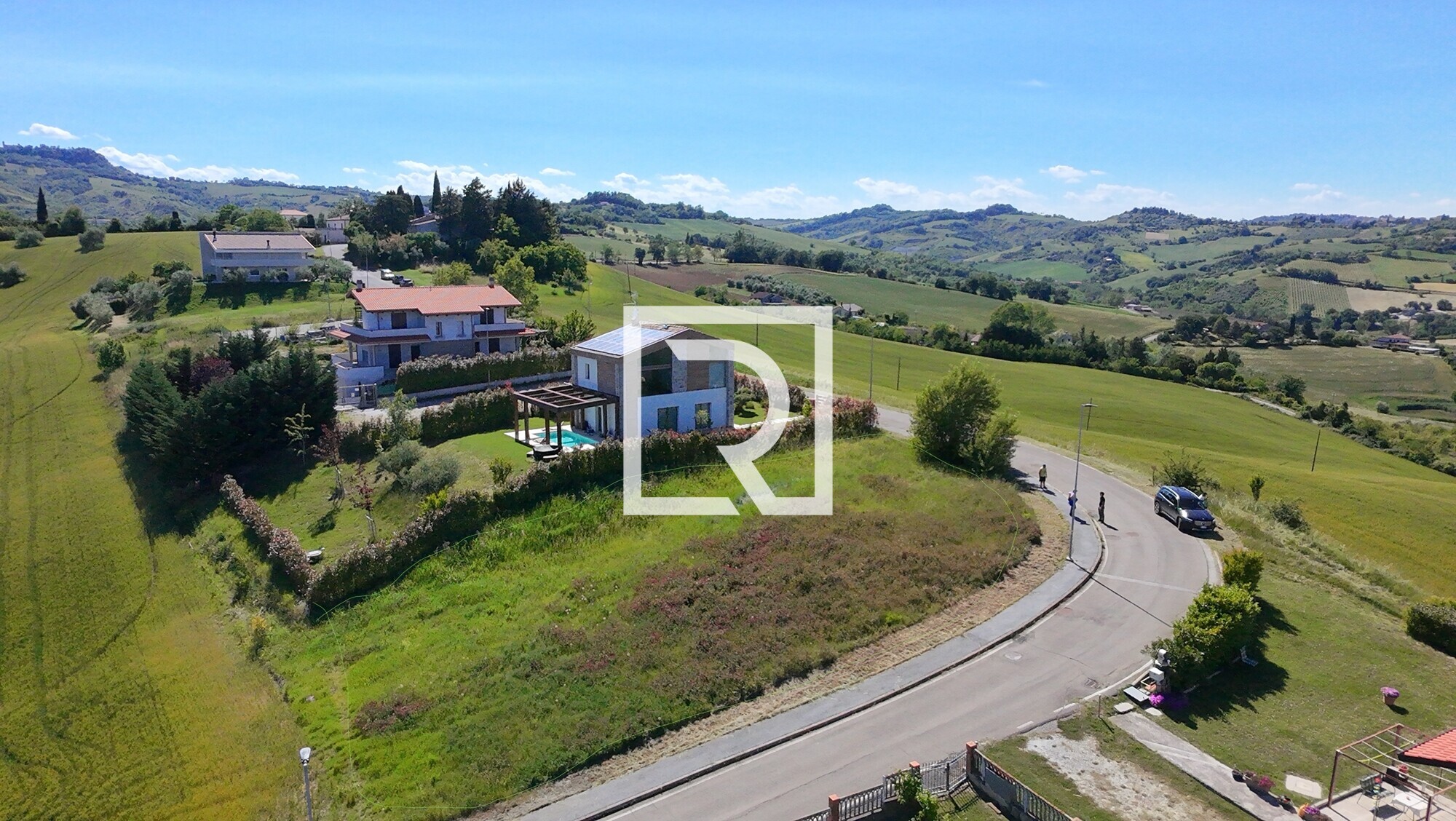 dji_fly_20260521_155110_0578_1779695342975_photo_beautify