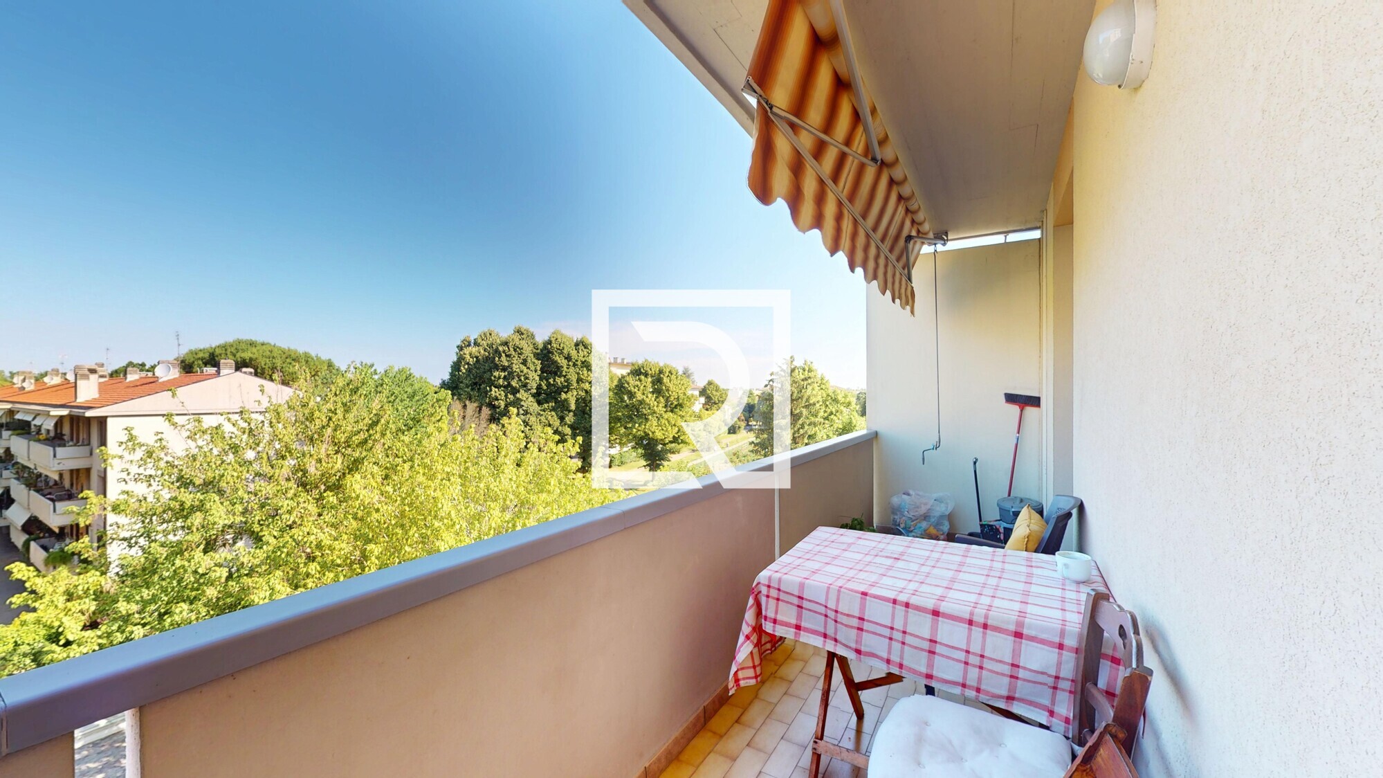 BALCONE