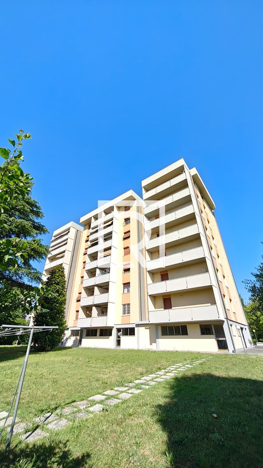 CONDOMINIO