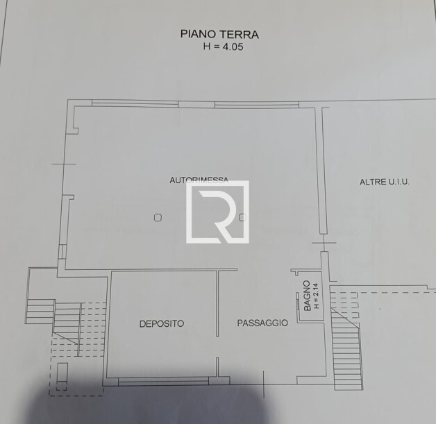 Piano terra autorimessa deposito