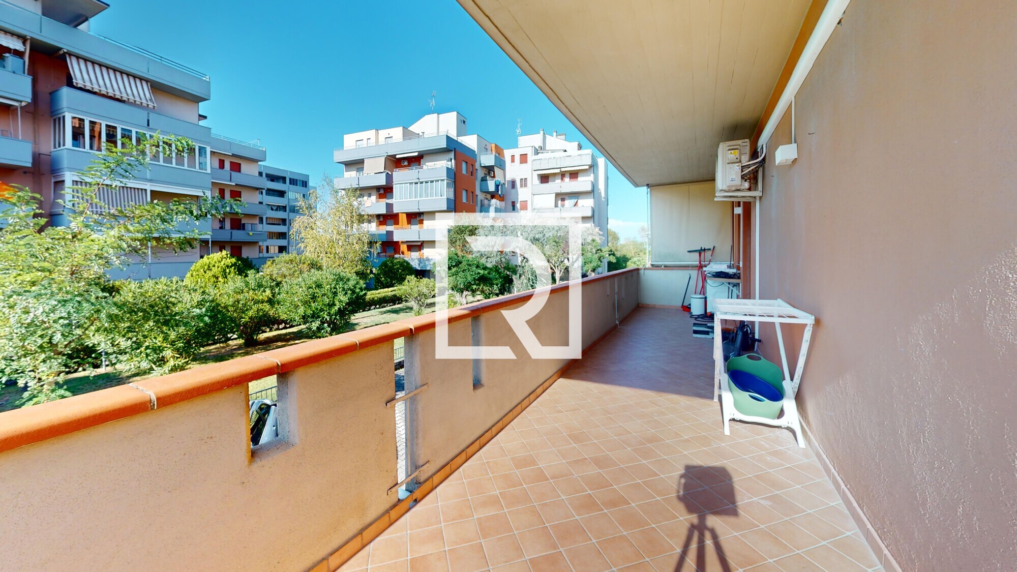 Lido-Adriano-VIA-Caravaggio-Balcony