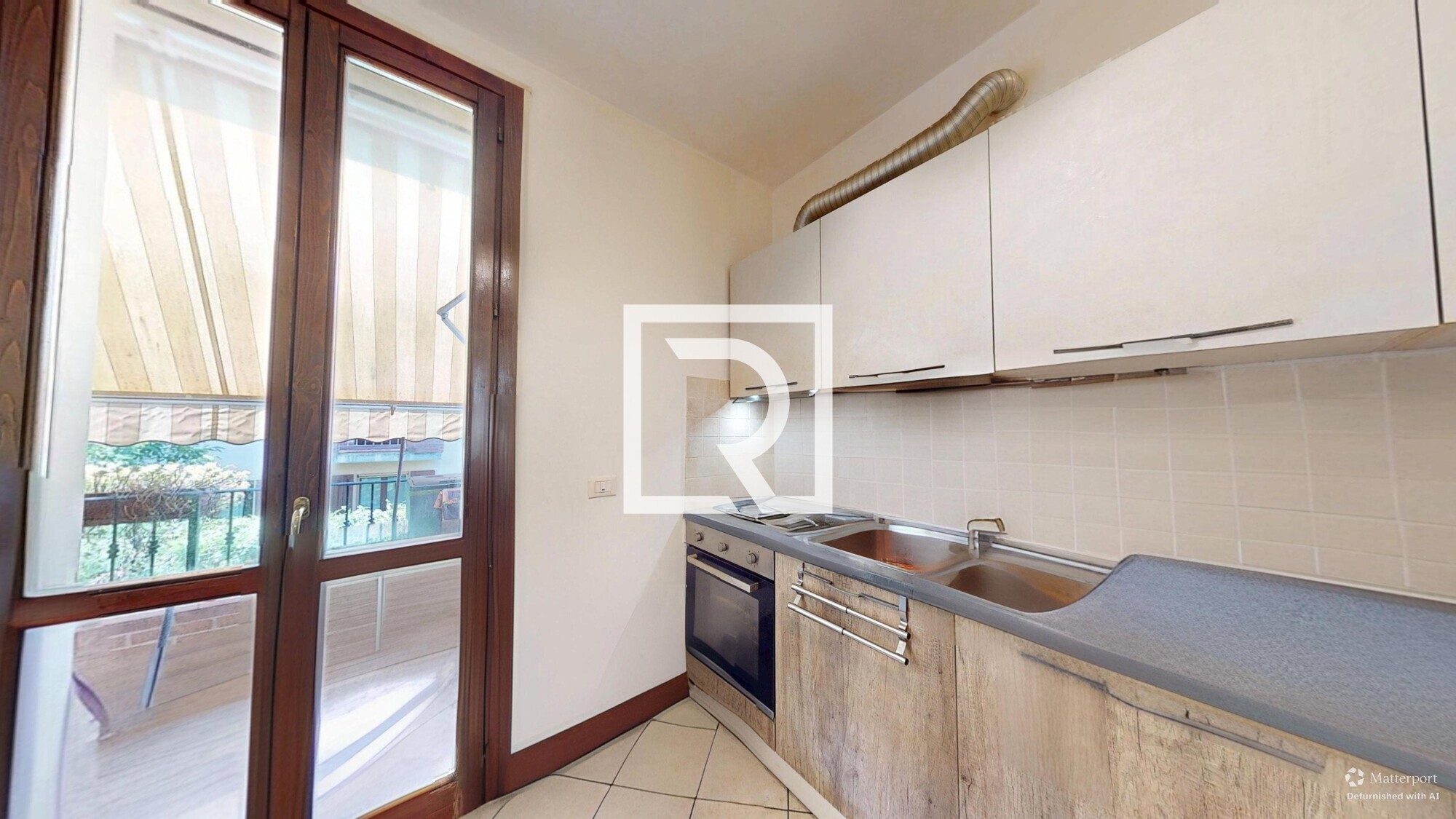 TRILOCALE-ZONA-VICOLI-05212026_161547_defurnished