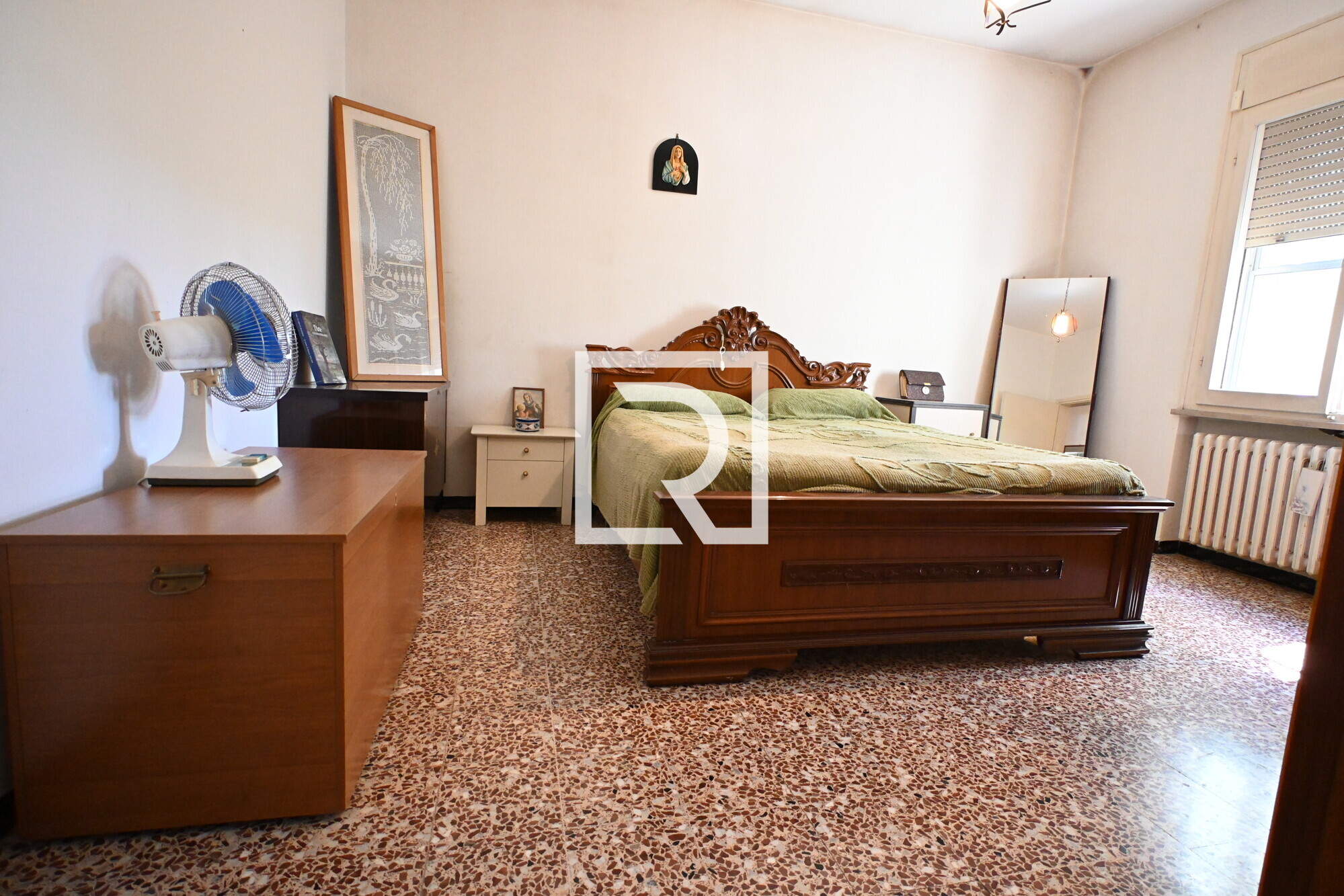 1letto matrimoniale p.t,
