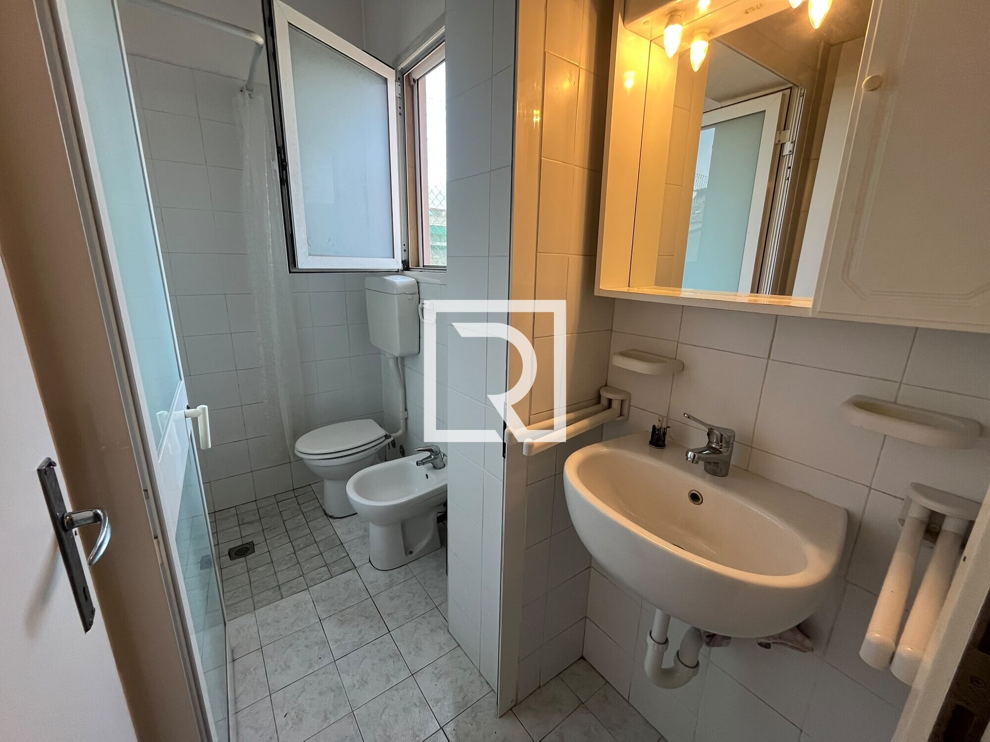 bagno primo piano (2)