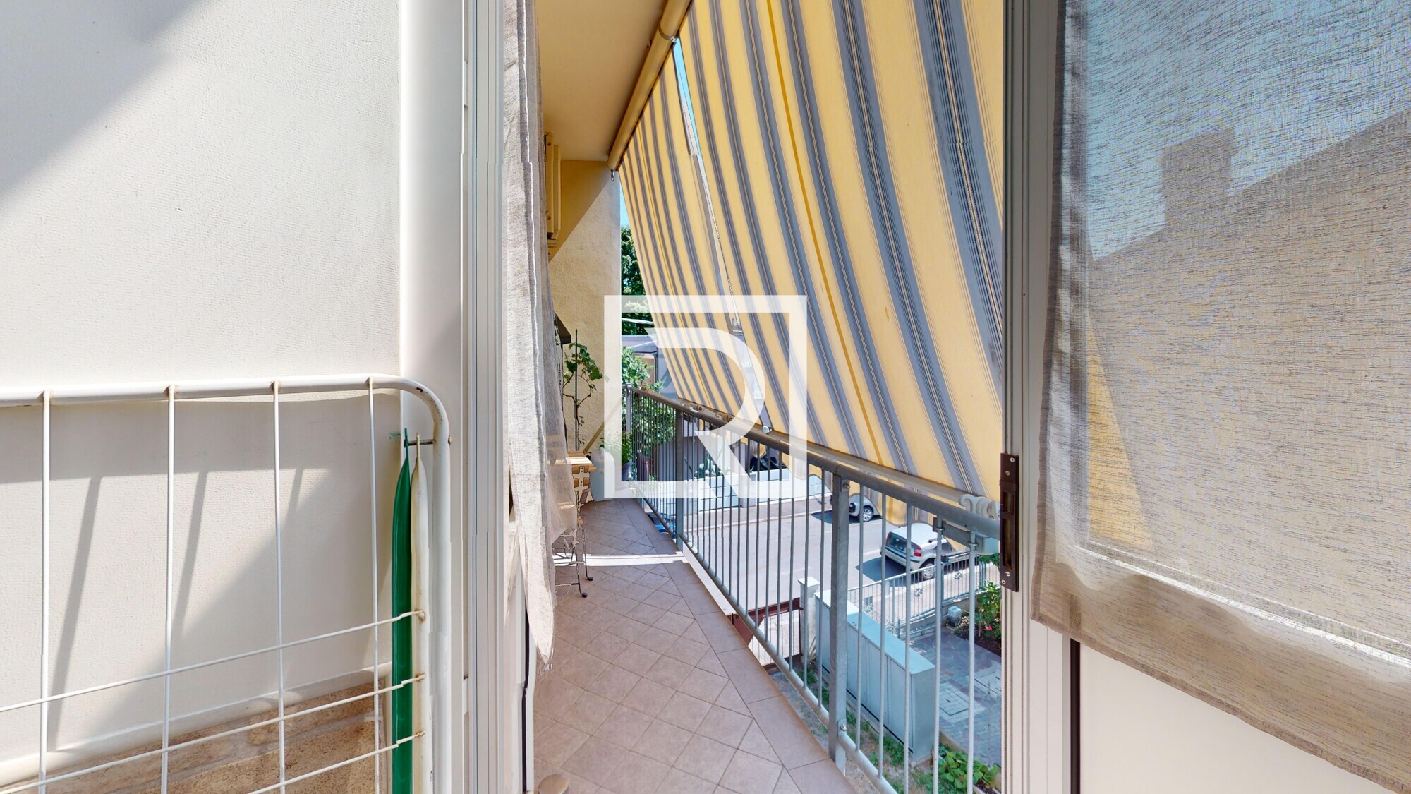 Senza-titolo-Hallway