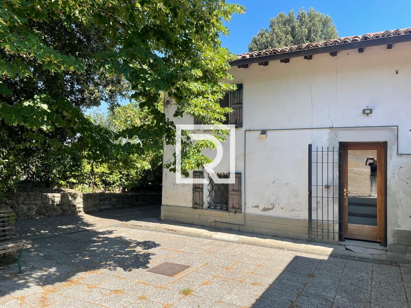 CORTE PRIVATA