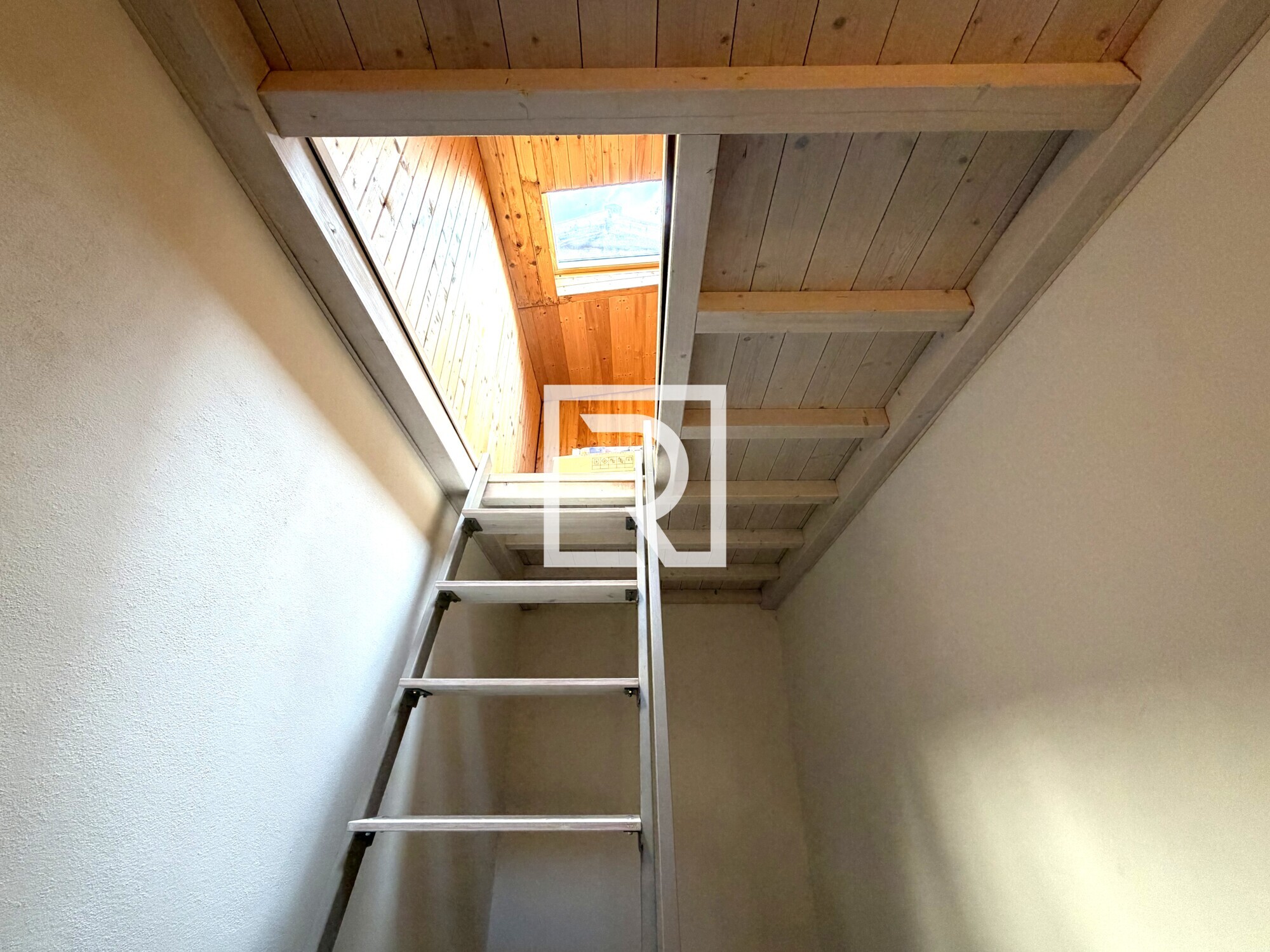 image00044