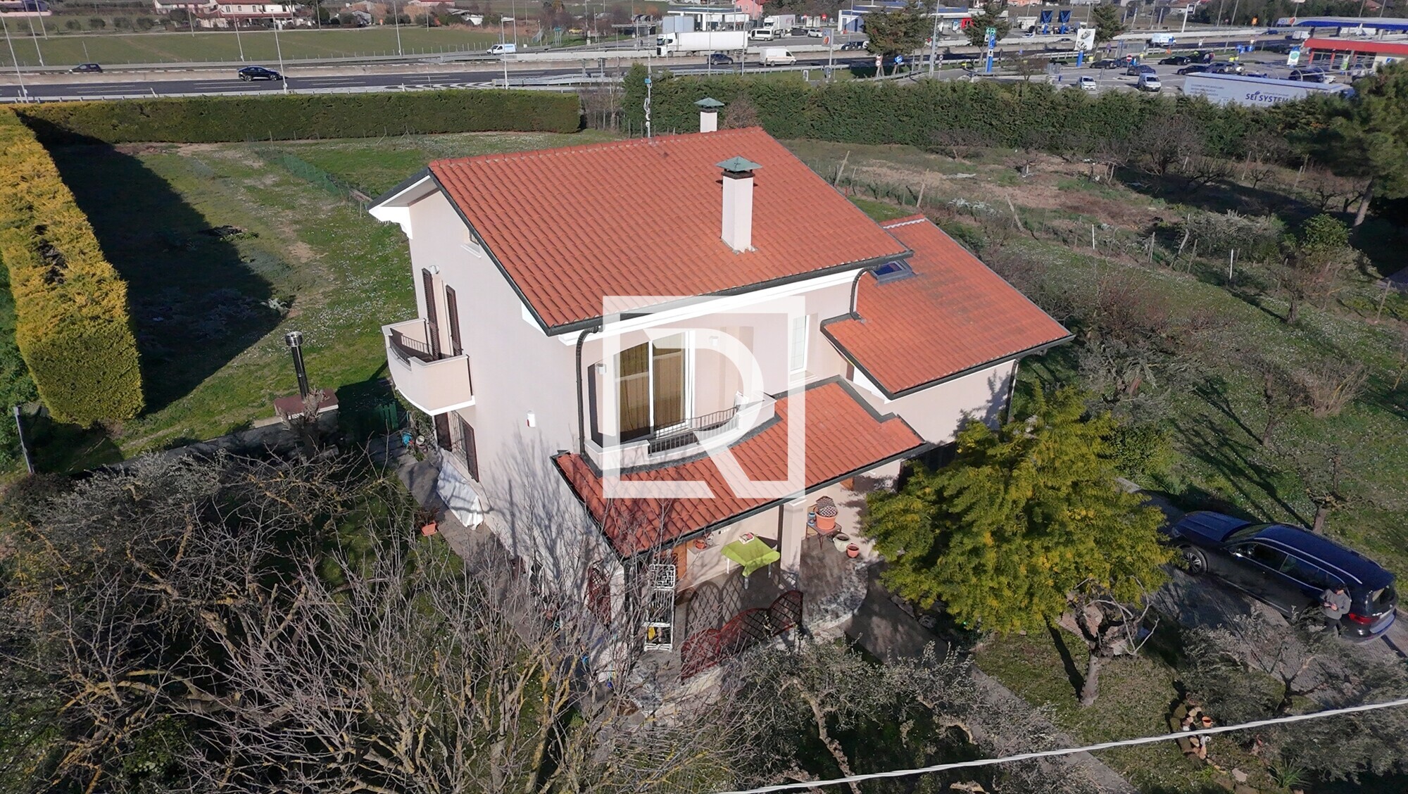 dji_fly_20260213_152518_0251_1771004641526_photo_beautify 3