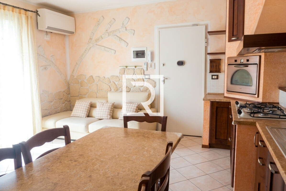 CUCINA LATERALE