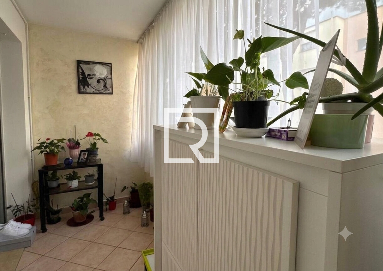 veranda
