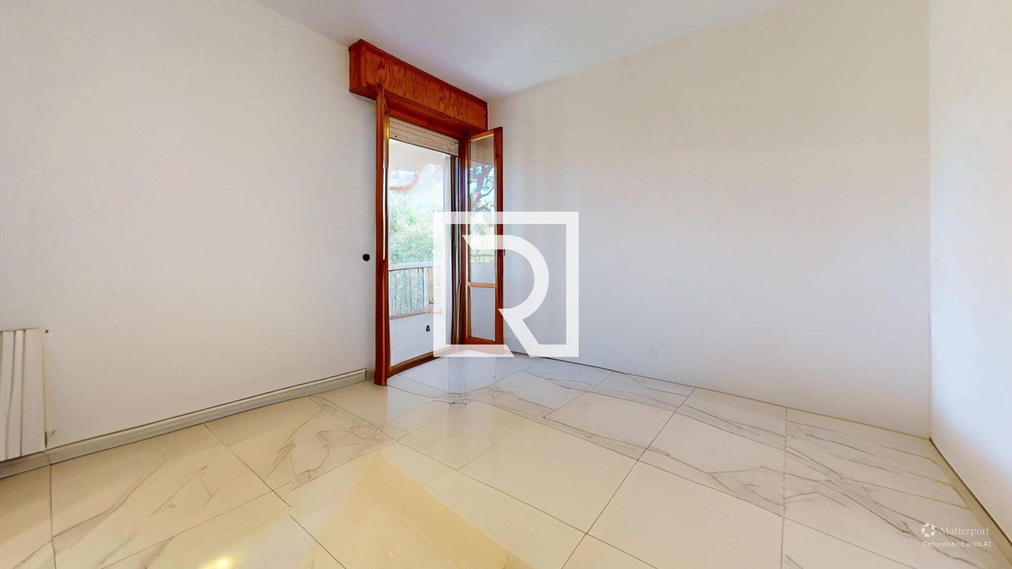 Triplo-porto-Bedroom-Defurnished 2
