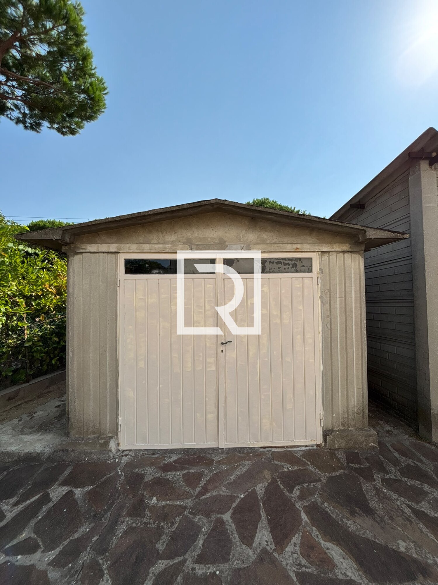 garage