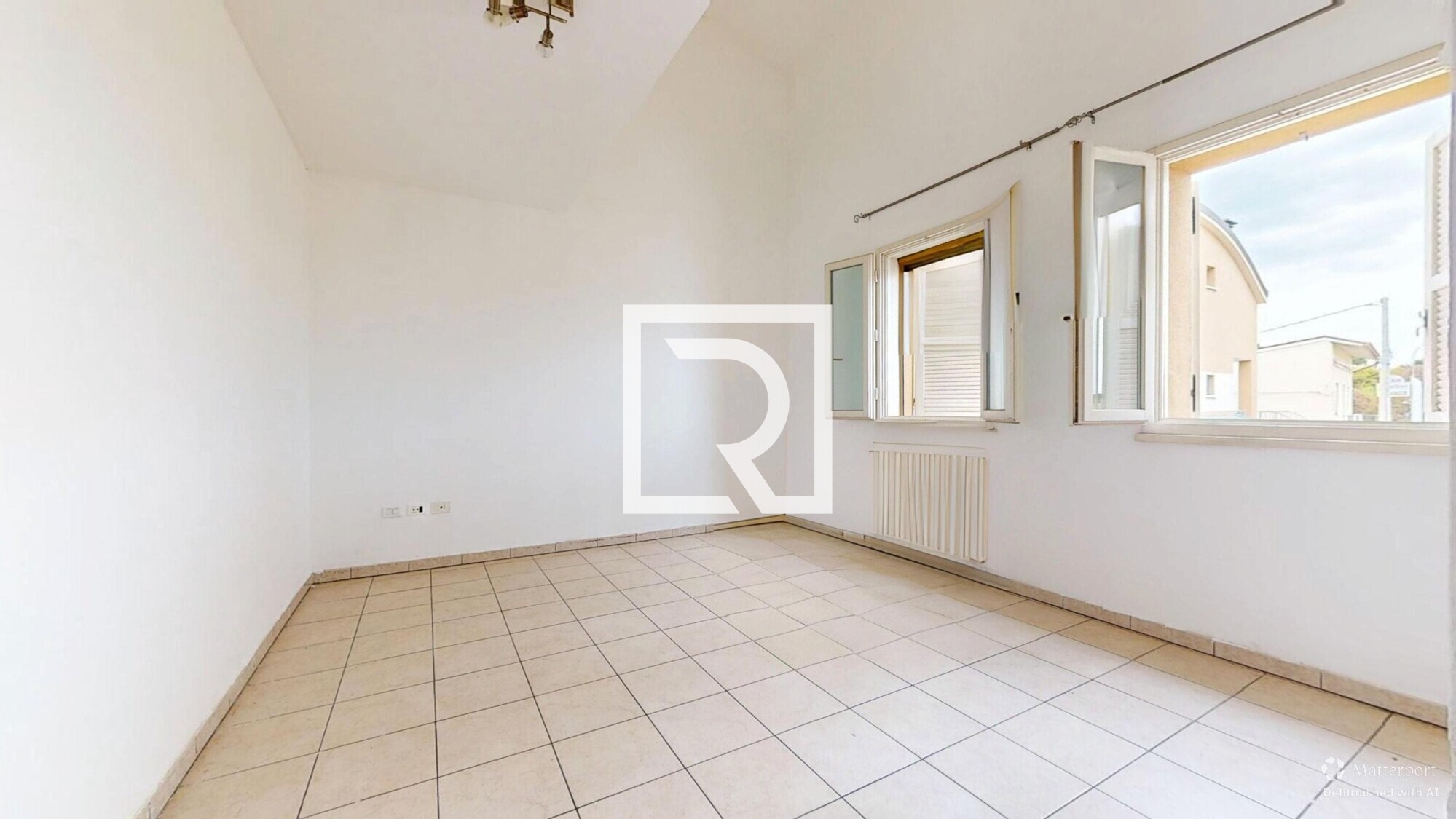 APPARTAMENTO-TRILOCALE-SU-DUE-LIVELLI-08242026_090720_defurnished