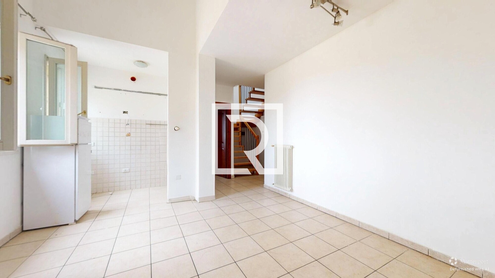 APPARTAMENTO-TRILOCALE-SU-DUE-LIVELLI-08242026_090642_defurnished