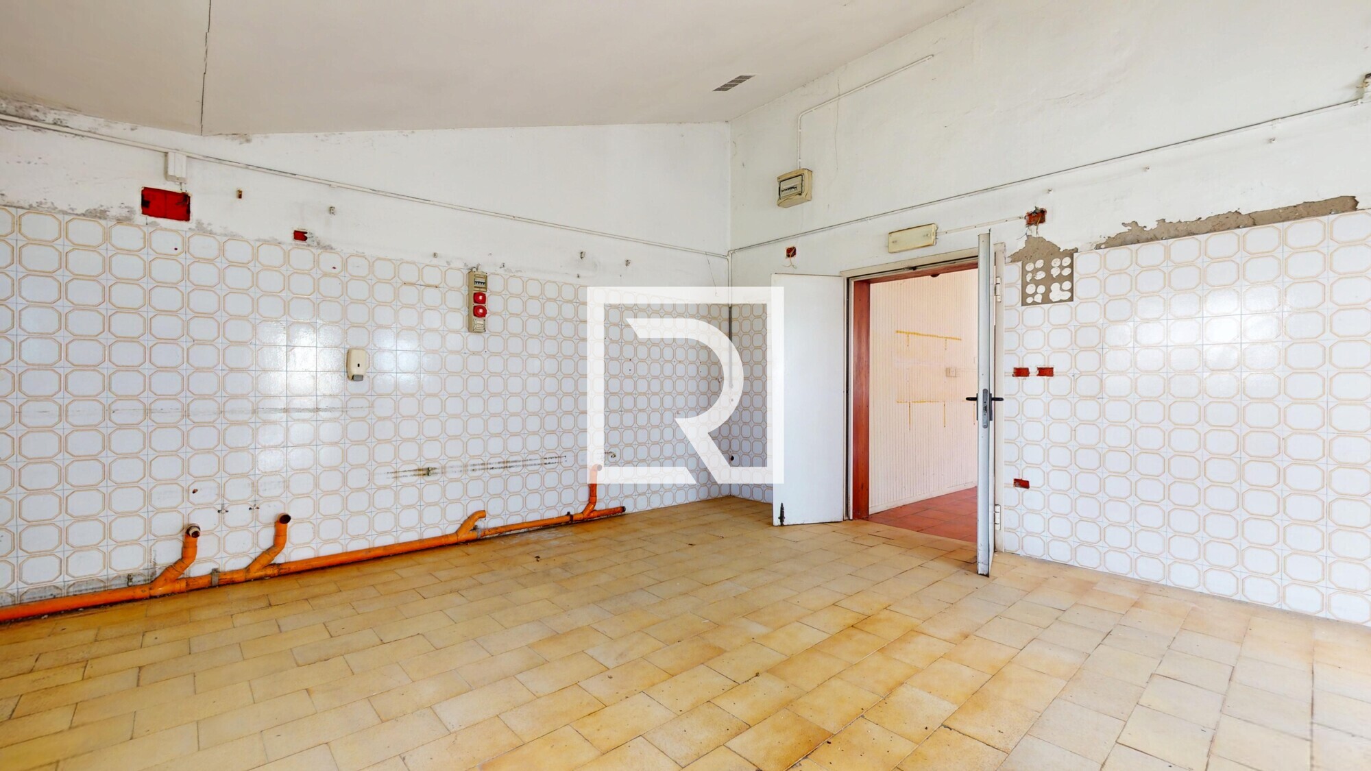 Ristorante-con-casa-e-700-mq-di-terreno-08262026_104017