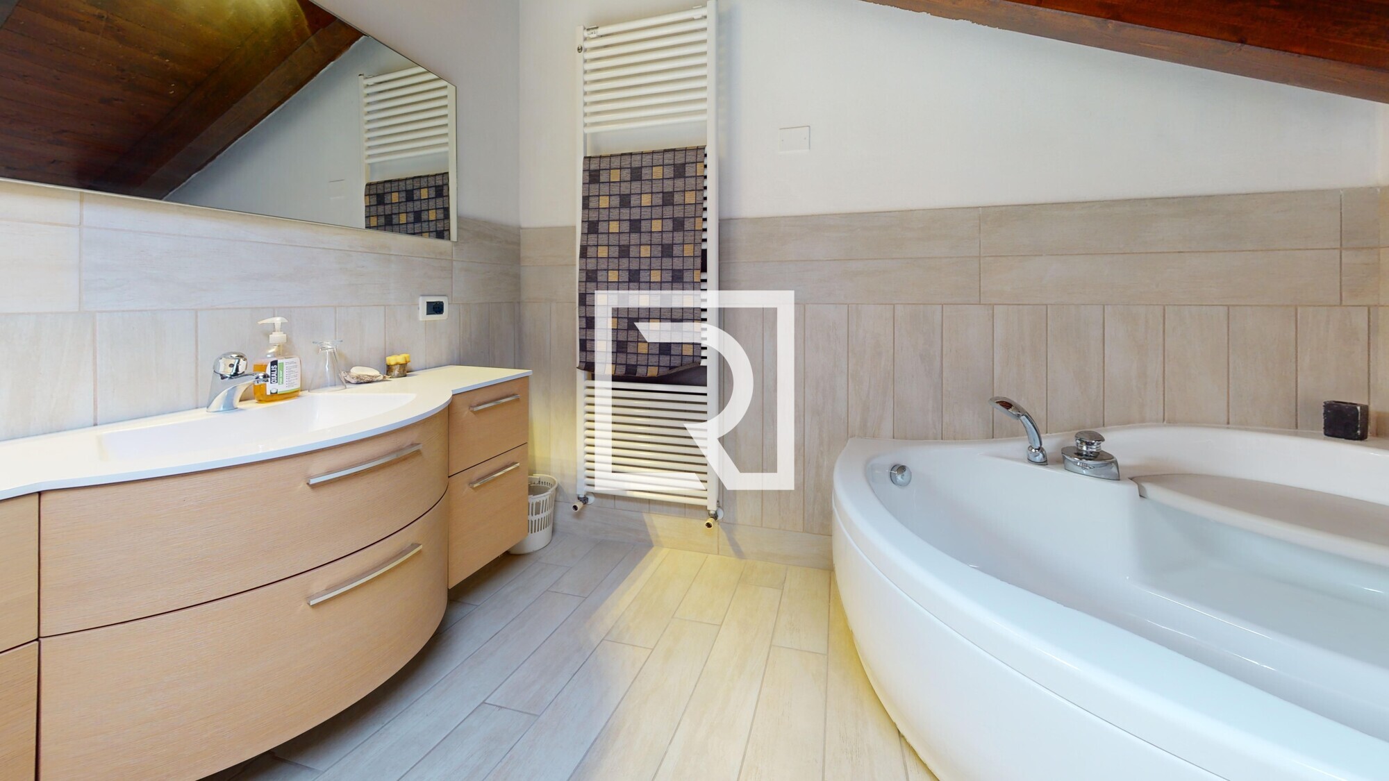 Via-Vicolo-Vecchio-4b-Madonna-dellAlbero-Bathroom 2