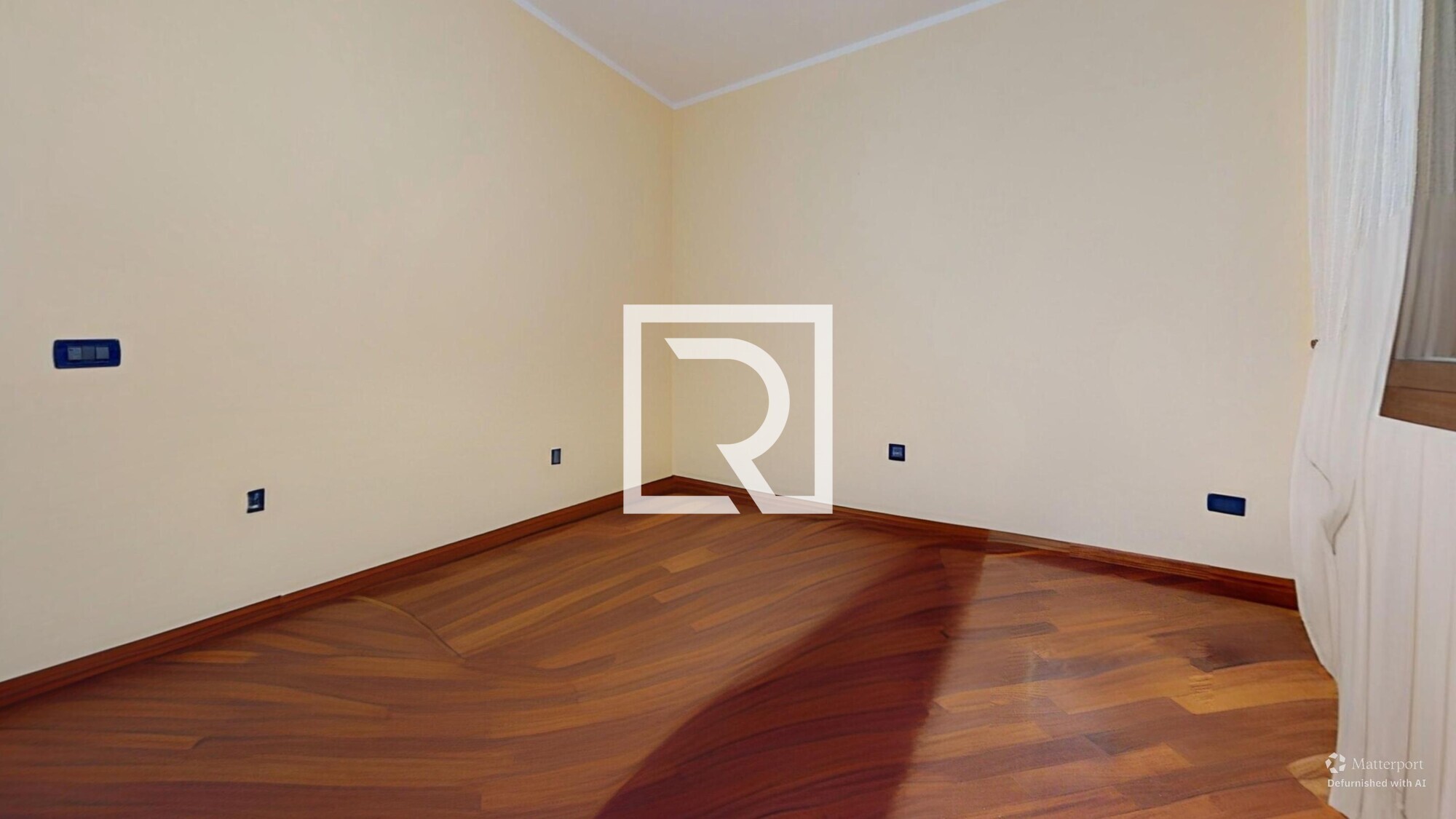 Via-Vicolo-Vecchio-4b-Madonna-dellAlbero-Bedroom-Defurnished 2