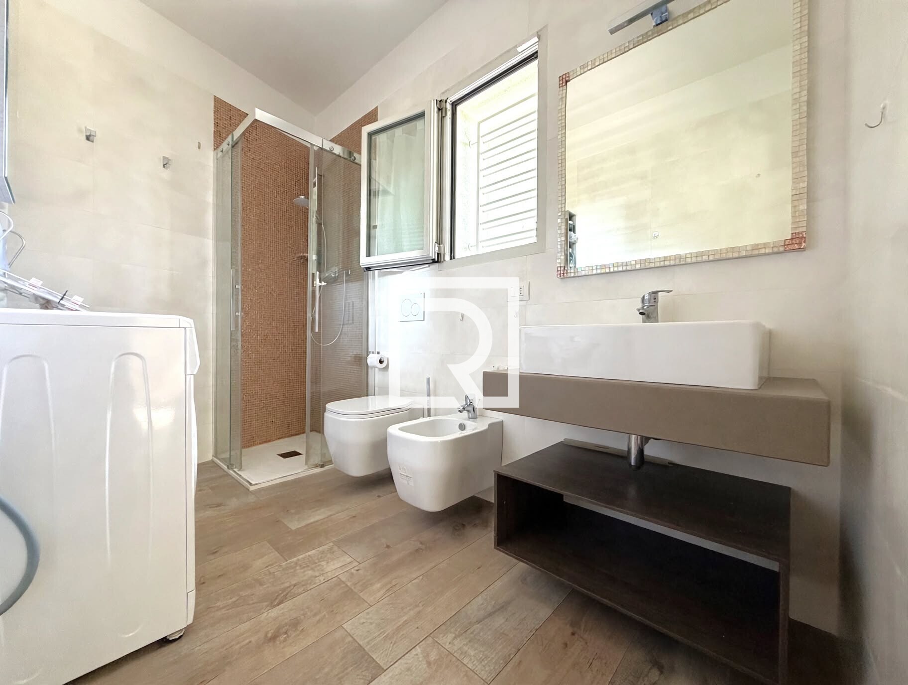 minimal_bathroom_clean (1)