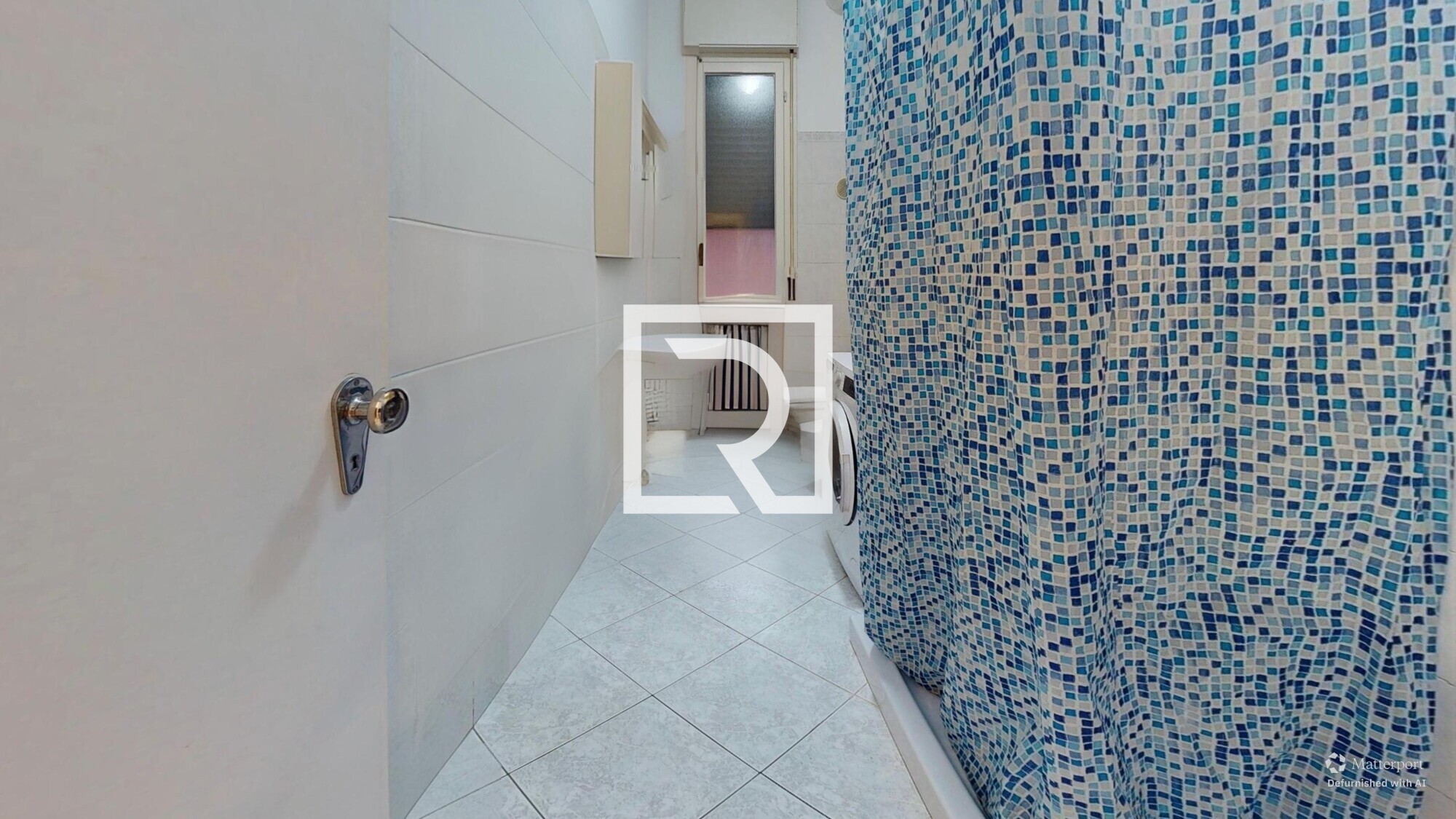 APPARTAMENTO-TRILOCALE-PIANO-PRIMO-Bathroom-Defurnished