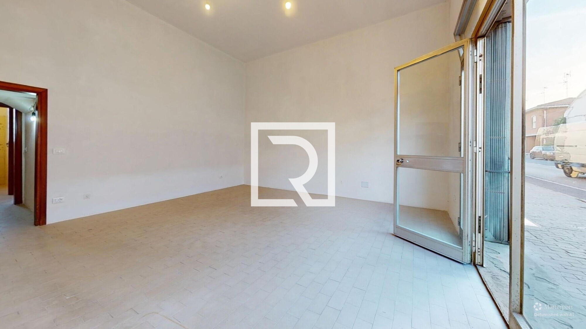 -42-Via-Giuseppe-Garibaldi-Bedroom-Defurnished