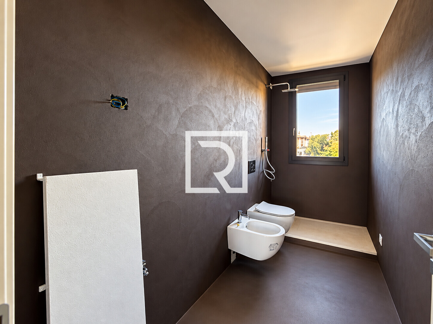 Bagno moderno in ristrutturazione