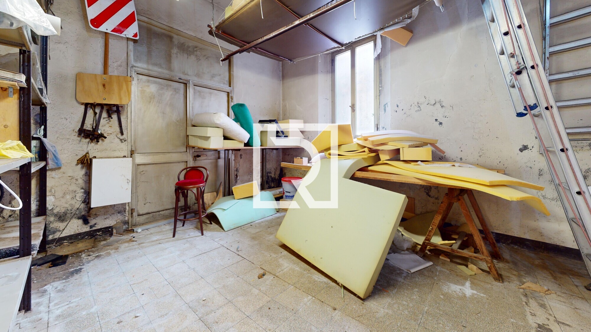 14-Piazza-Antonio-Gramsci-Garage