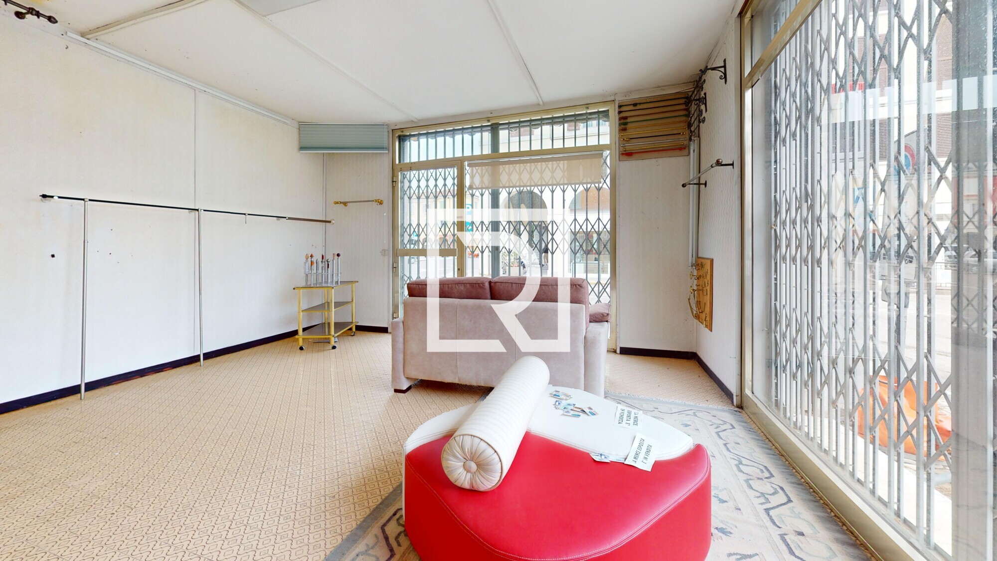 14-Piazza-Antonio-Gramsci-Living-Room 1
