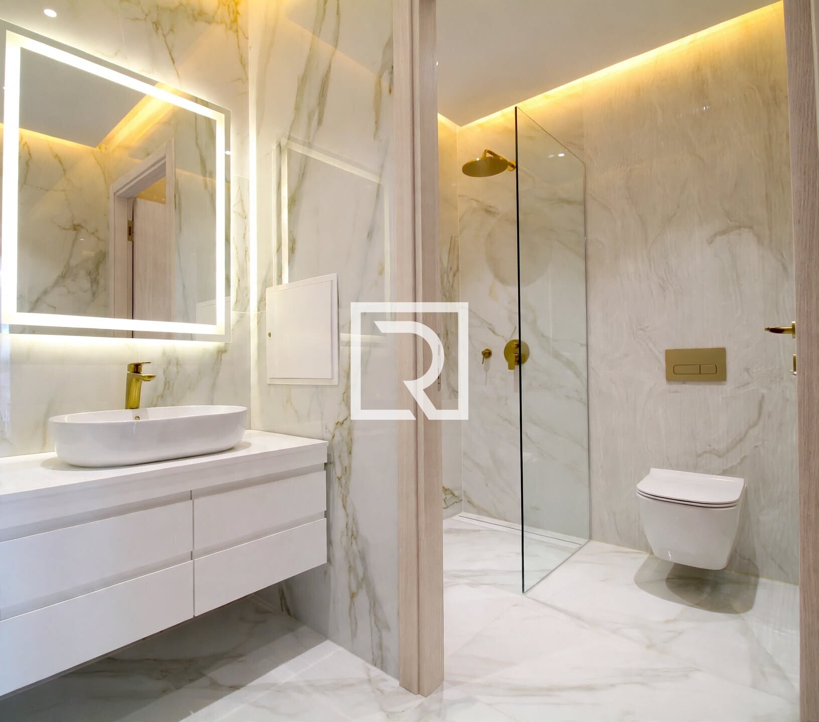 IMG_8680-rifai-questo-bagno-mantenendo-anti-bagno-con-lavab-rimuovi-il-legno-e-fai-legno-chiaro