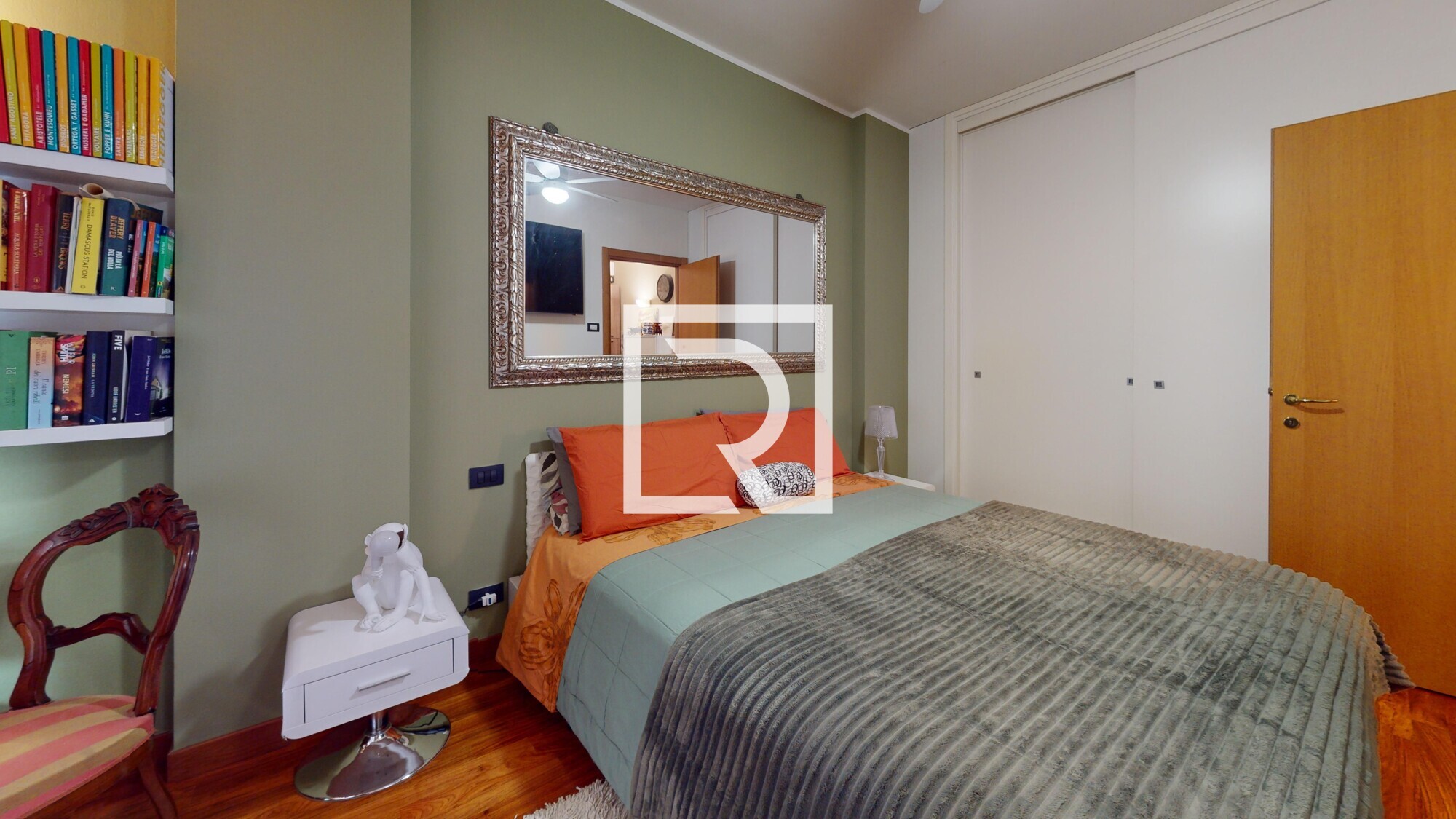 72-Via-Guido-Bonali-Bedroom 1