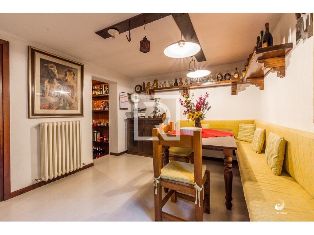 TAVERNETTA