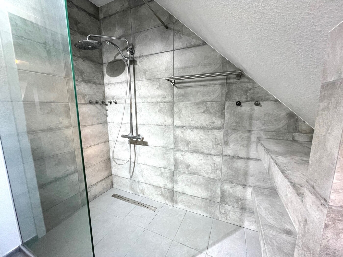 Badezimmer - begehbare Dusche