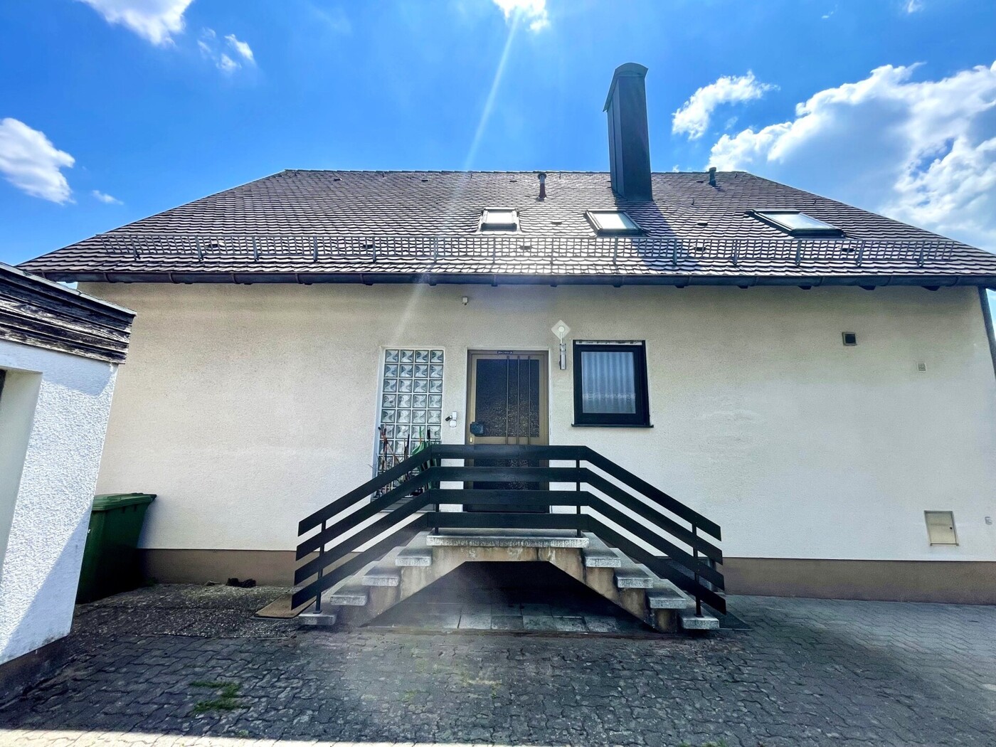 Hauseingangstreppe