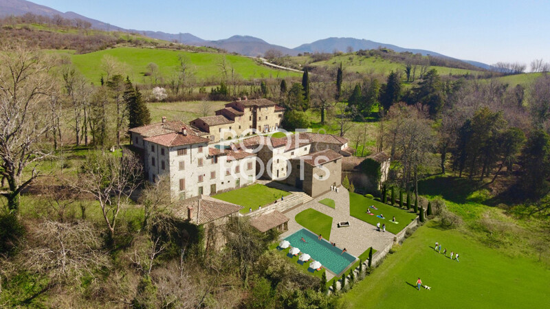 Panoramic Estate for Sale in the Heart of Authentic Tuscany